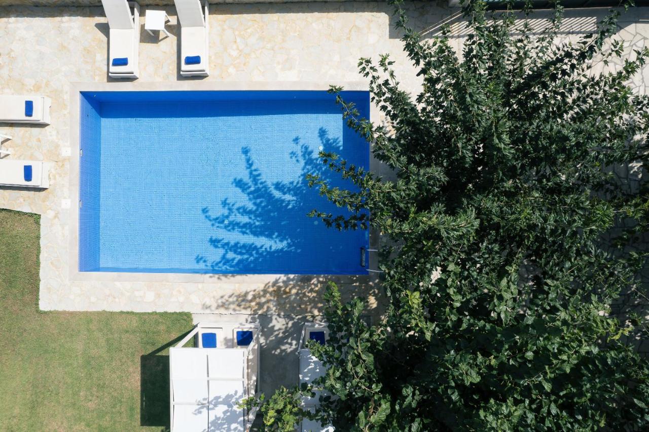 Villa Pinelopi Aszpruliáni Kültér fotó